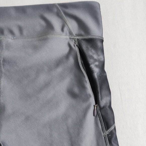 Under Armour active wear sport leggings women's size 10 or 12 grey colour crop - Picture 5 of 12